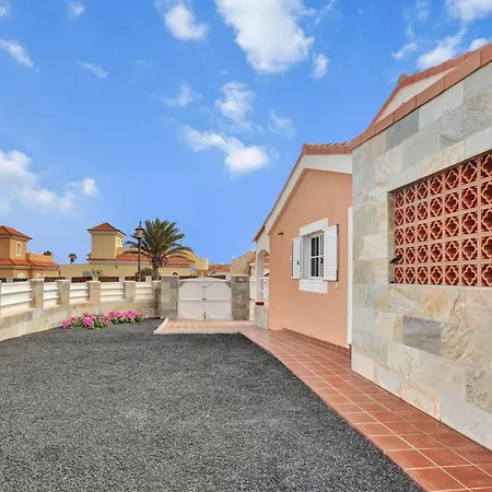 Philippa * Caleta De Fuste