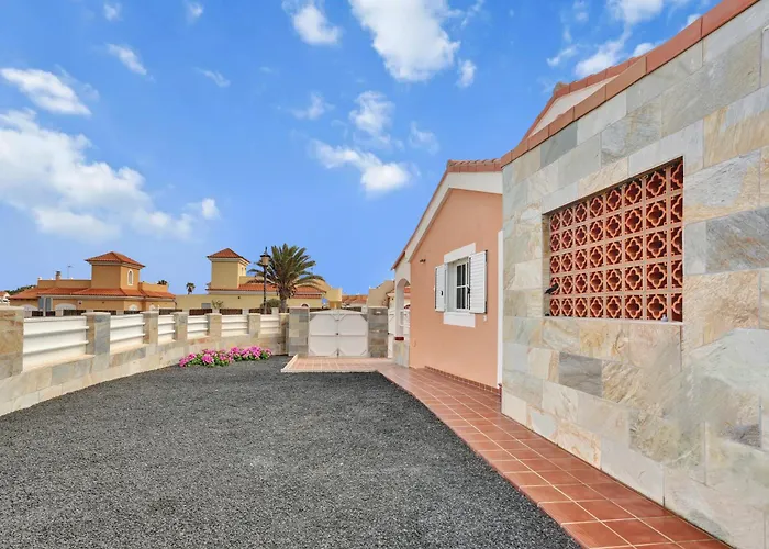 Philippa * Caleta De Fuste